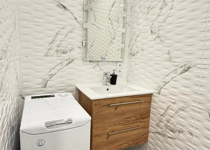 Jaracza 2 By Dreamap